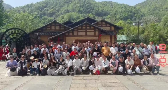 團建旅游